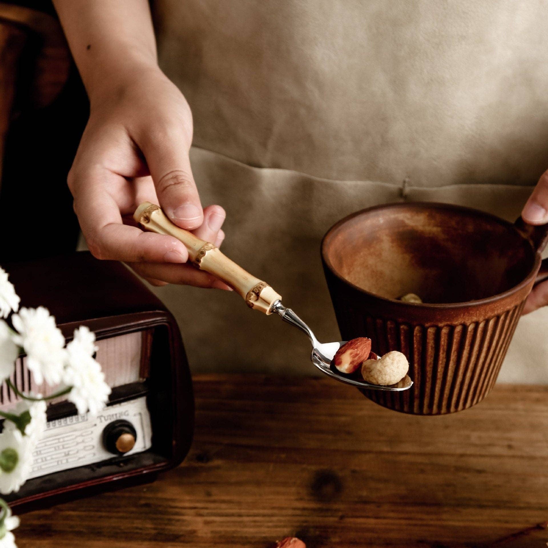 Gohobi A set of 6 Pieces Bamboo Handle Cutlery